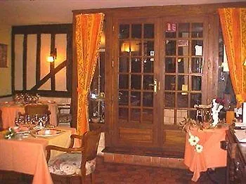 호텔 Restaurant Le Cygne 2*